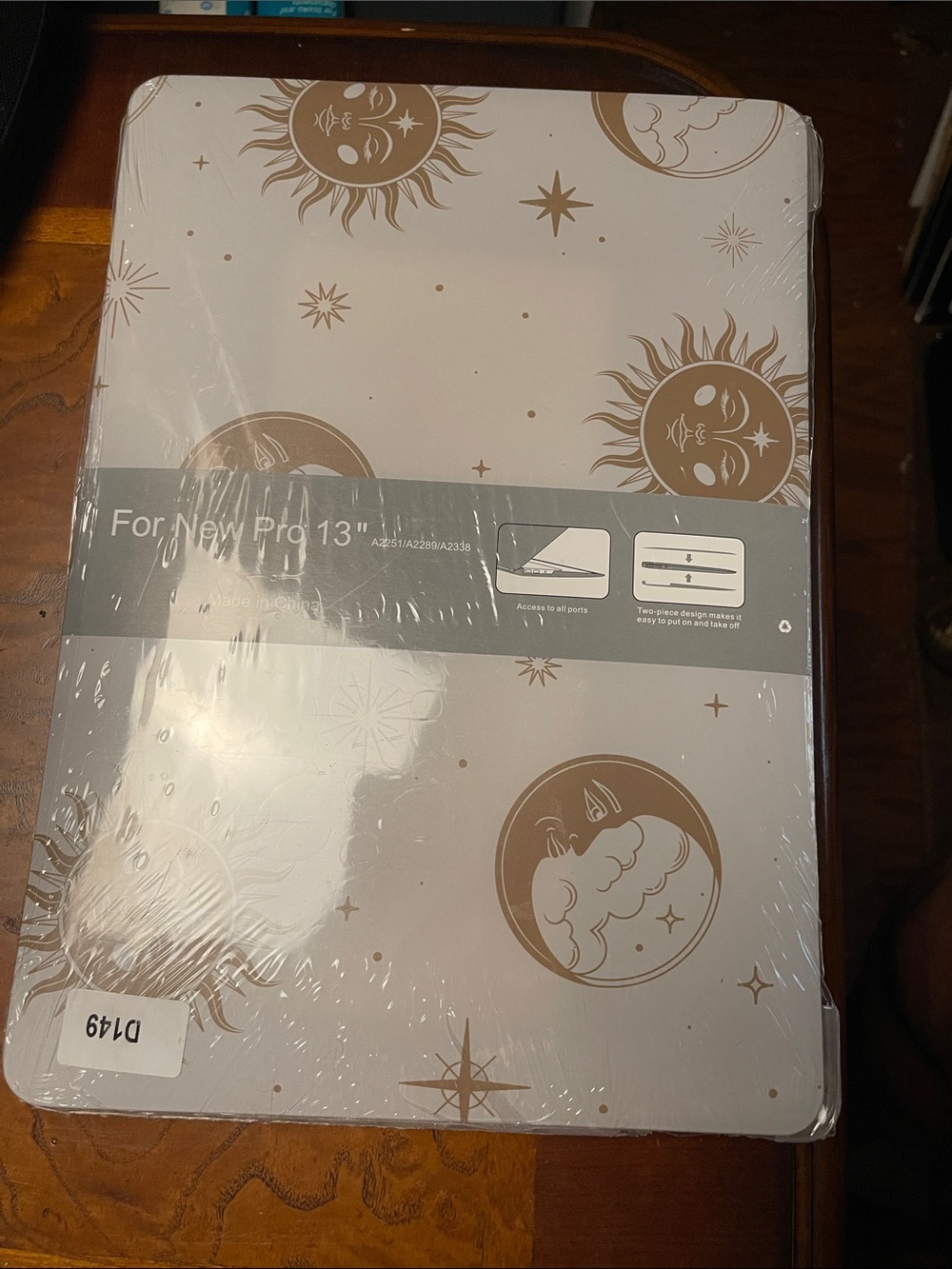 Sun & Moon Pattern MacBook Air Laptop Case for New in pkg. Pro 13" - Cream/Brown